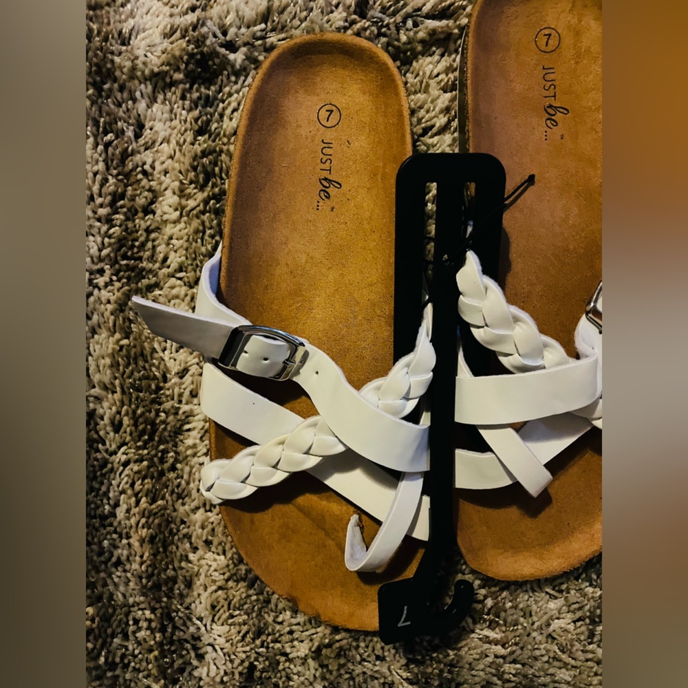 NWT Just Be Woman’s White Braided Strap Sandals With Buckle - Picture 2 of 7